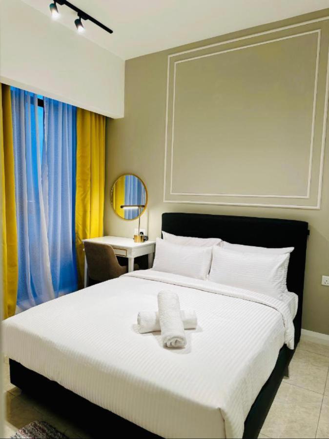 Axon Suites Bukit Bintang By Sky Pool Kuala Lumpur Exterior photo