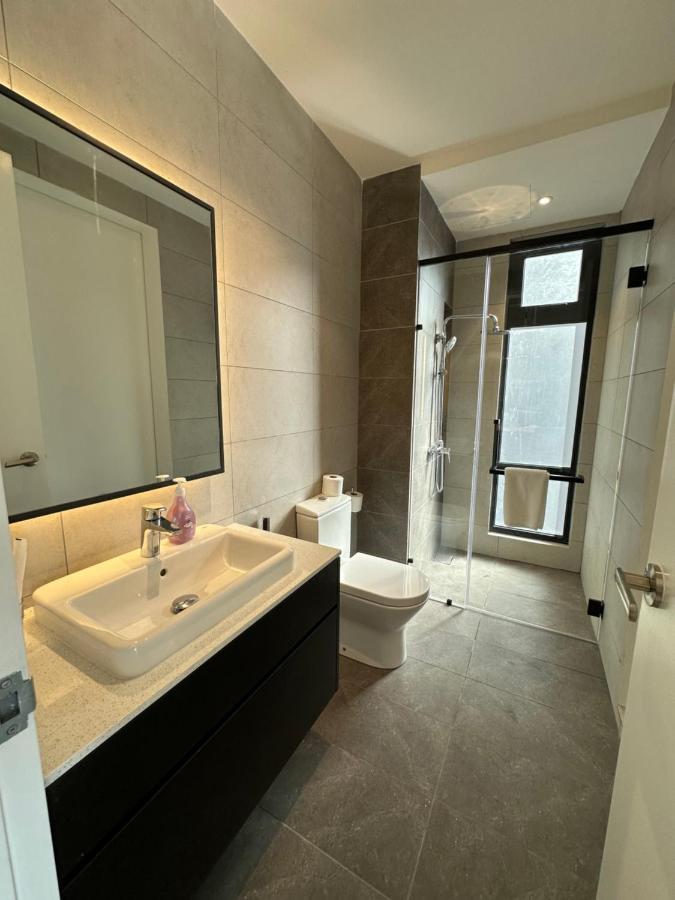 Axon Suites Bukit Bintang By Sky Pool Kuala Lumpur Exterior photo